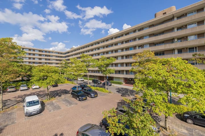 Photo 33 of Aert van Neslaan 644