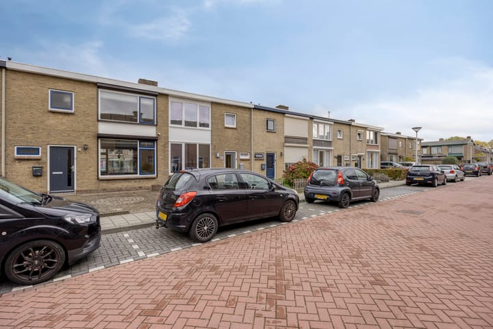 Foto 31 van Orchideestraat 15