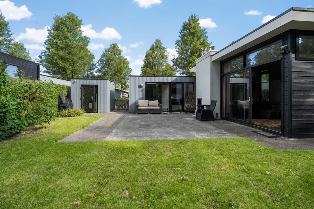 Foto 2 van Buitenhuizerweg 2-126