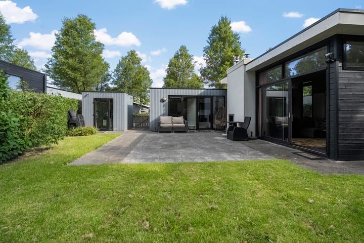 Foto 2 van Buitenhuizerweg 2-126