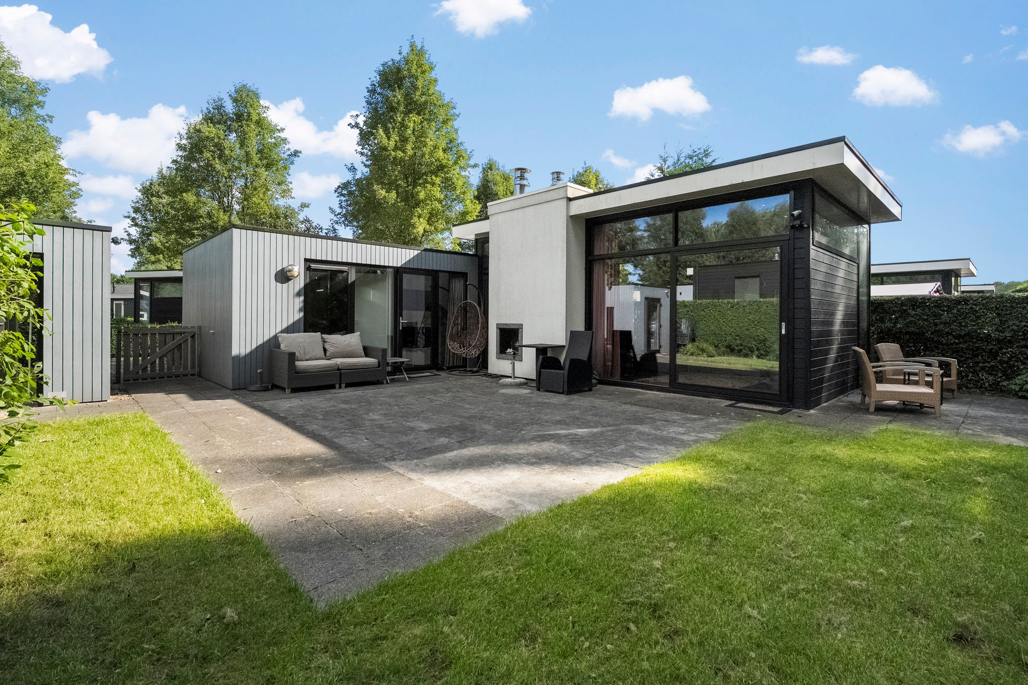 Foto 3 van Buitenhuizerweg 2-126