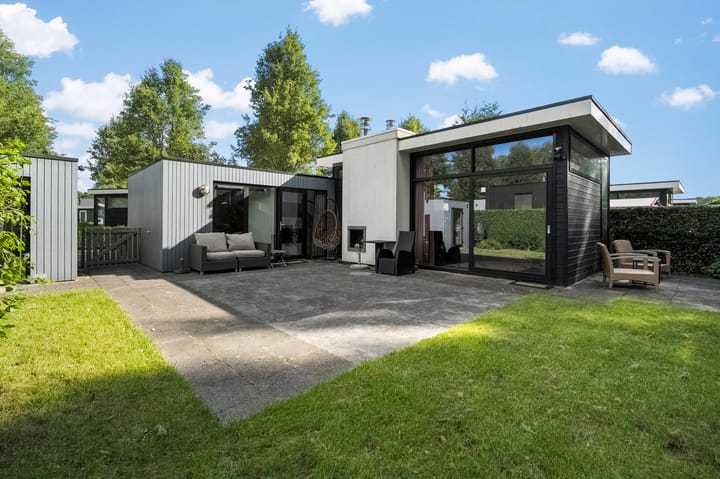 Foto 3 van Buitenhuizerweg 2-126