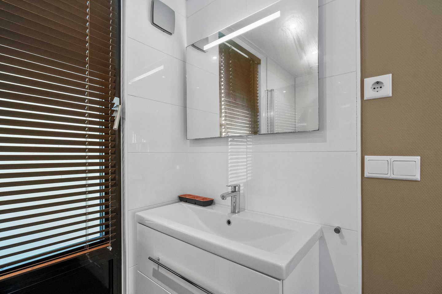 Foto 14 van Buitenhuizerweg 2-126