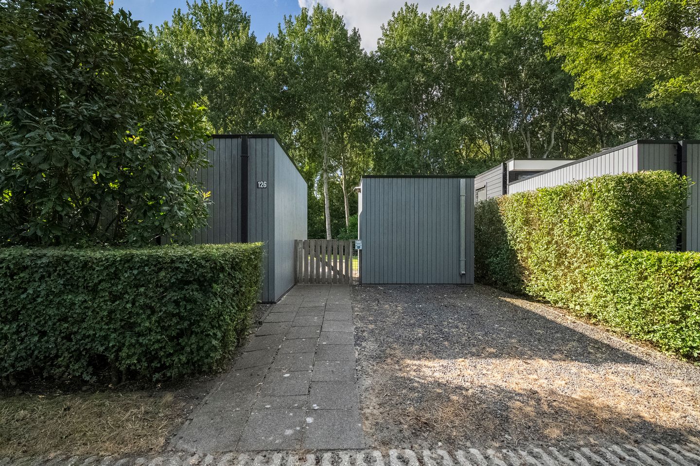 Foto 29 van Buitenhuizerweg 2-126