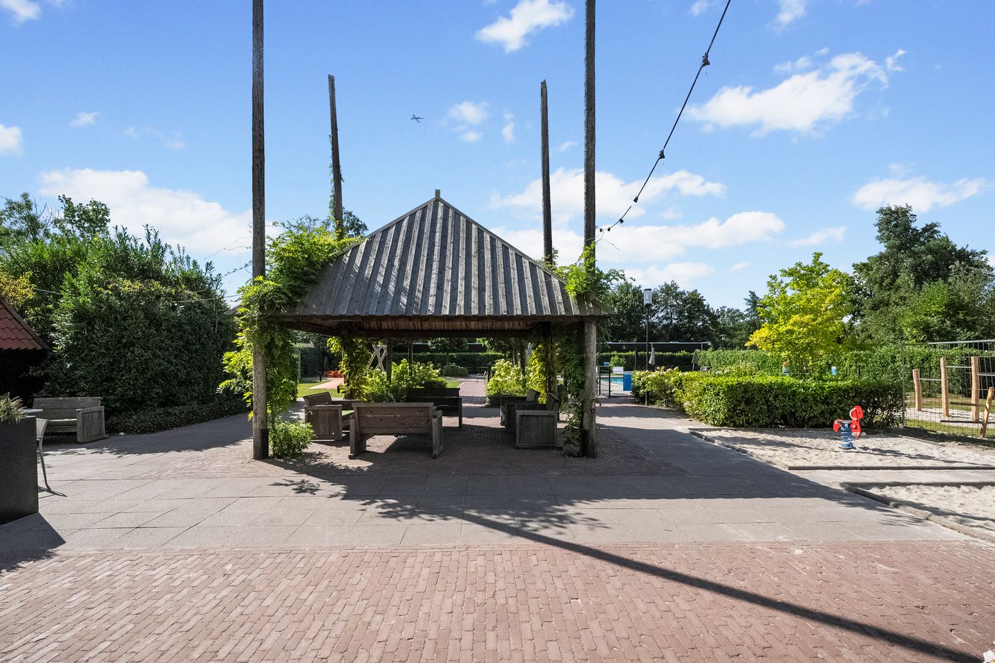 Foto 35 van Buitenhuizerweg 2-126