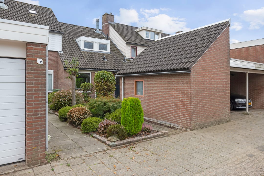 Photo 8 of Chamonixlaan 21