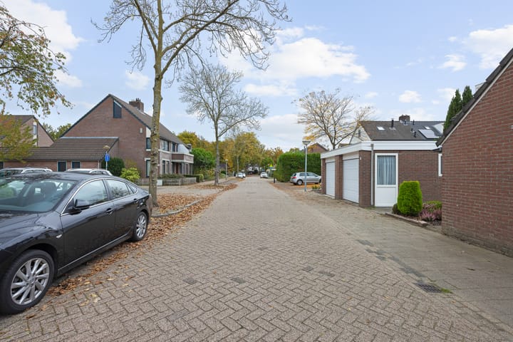 Foto 40 van Chamonixlaan 21