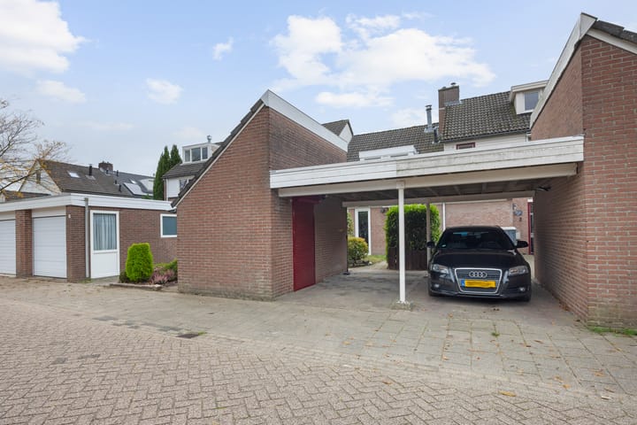 Foto 41 van Chamonixlaan 21