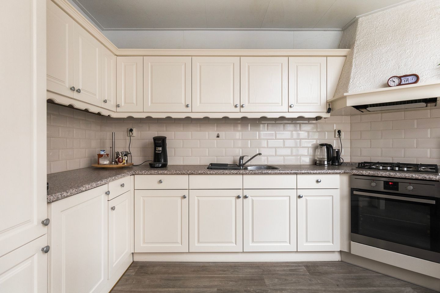 Photo 10 of J.W. Dumonstraat 36