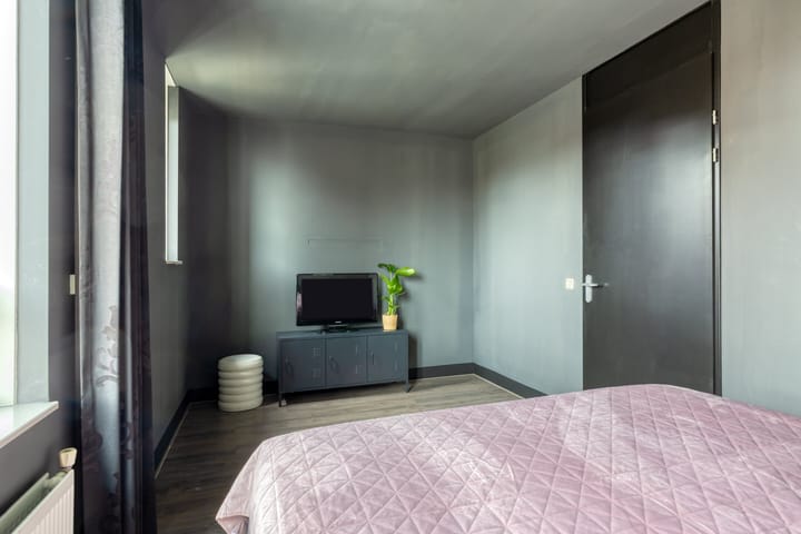 Foto 17 van Zwarte Ring 109