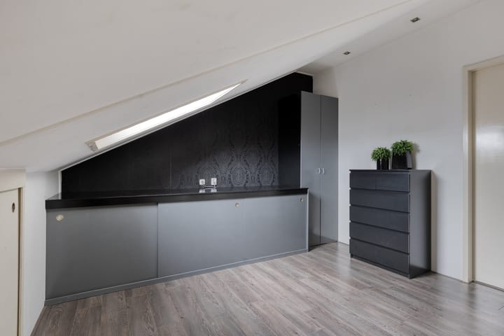 Foto 28 van Zwarte Ring 109