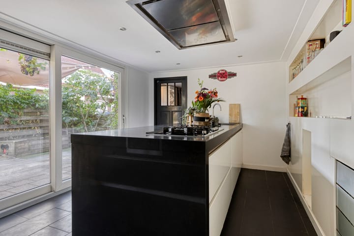 Photo 17 of Sumatrastraat 24