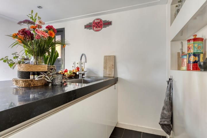 Photo 18 of Sumatrastraat 24