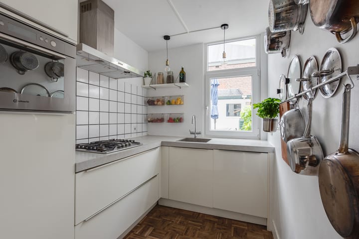 Photo 4 of 1e Nieuwstraat 42