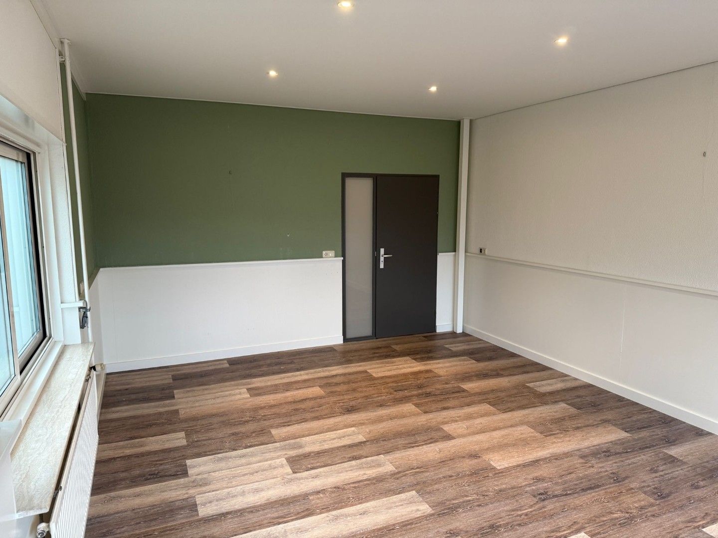 Bekijk foto 5 van Einsteinstraat 30