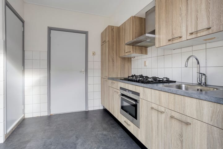 Photo 15 of Hoofstraat 29