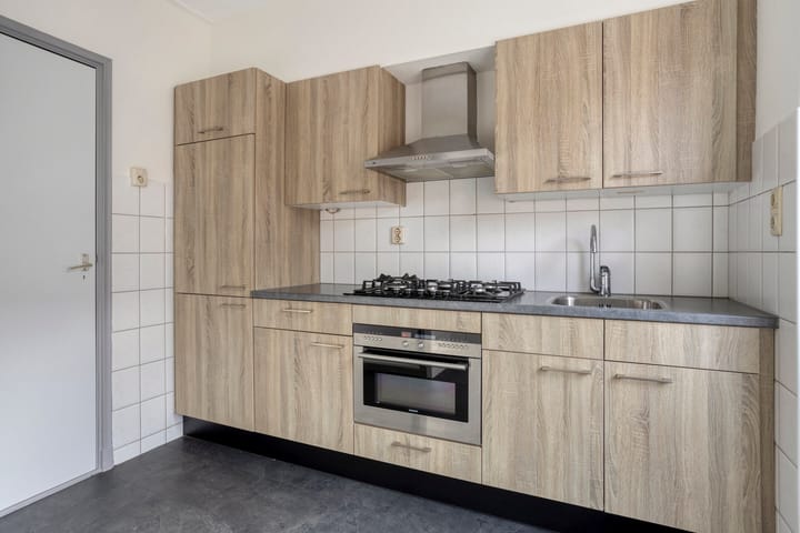 Photo 16 of Hoofstraat 29