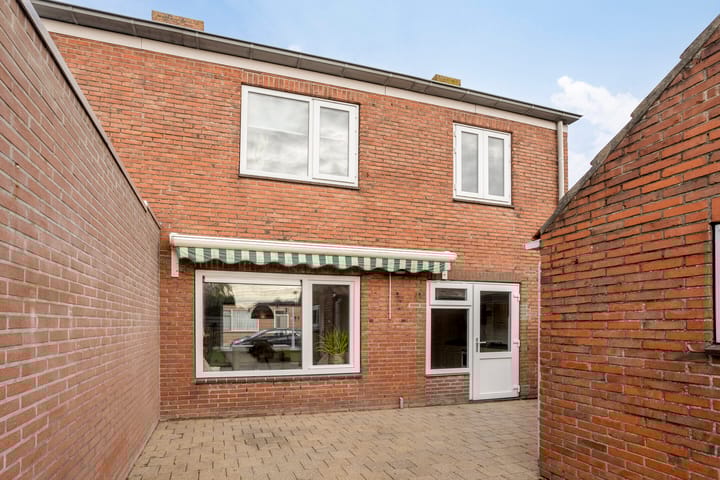 Photo 27 of Hoofstraat 29