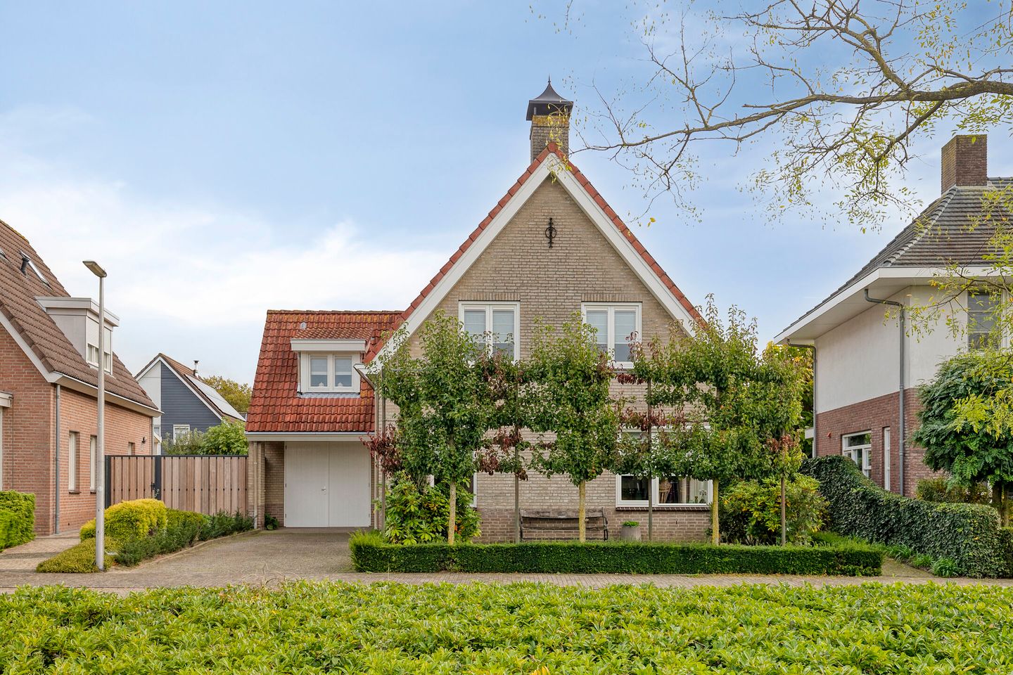 Photo 1 of Van Wassenaarstraat 21