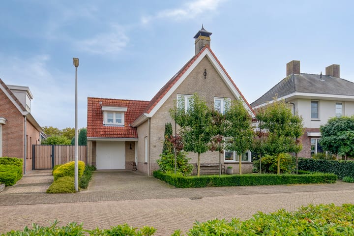 Photo 9 of Van Wassenaarstraat 21