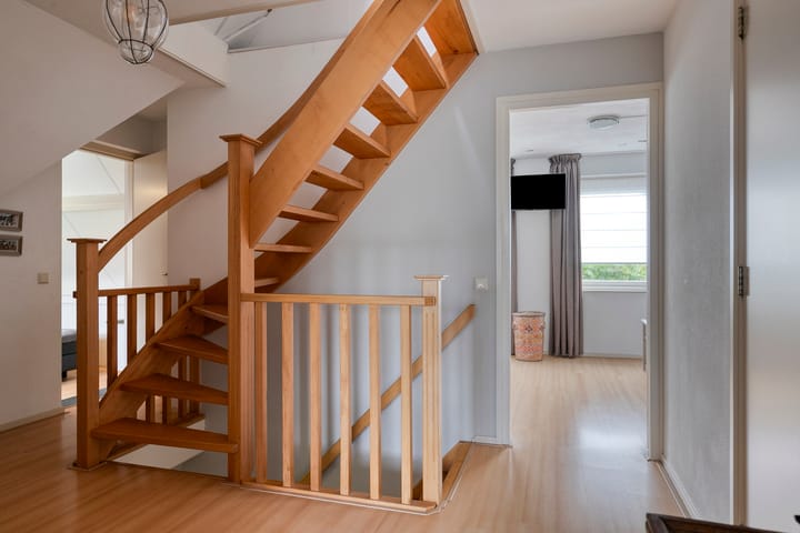 Photo 32 of Van Wassenaarstraat 21