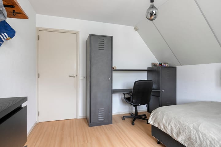 Photo 41 of Van Wassenaarstraat 21