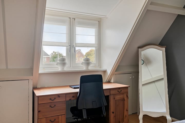 Photo 46 of Van Wassenaarstraat 21