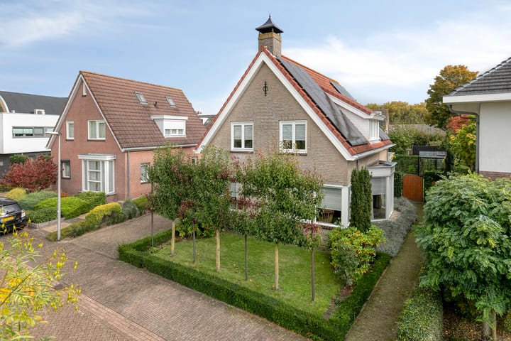 Photo 62 of Van Wassenaarstraat 21