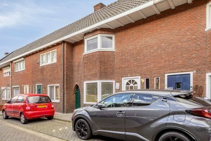 Photo 7 of Vossenstraat 8