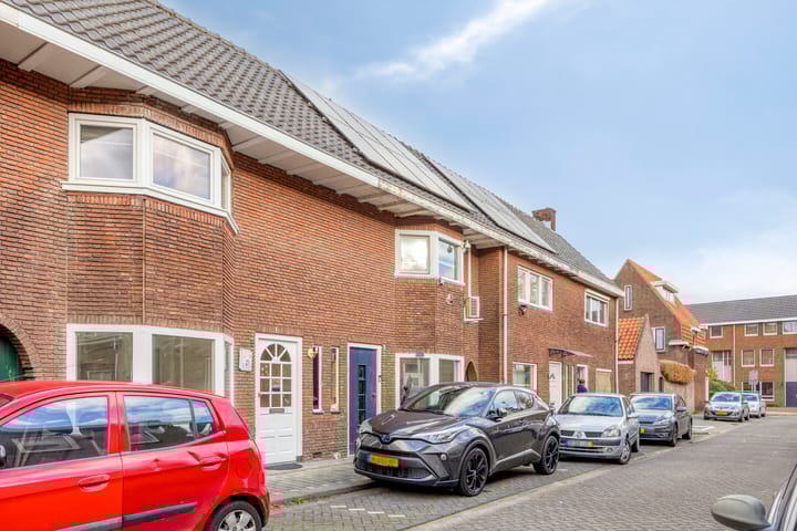 Photo 1 of Vossenstraat 8