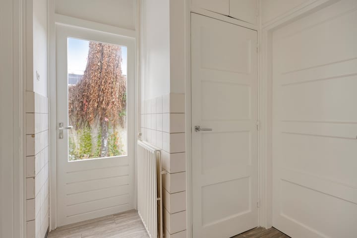 Photo 15 of Vossenstraat 8