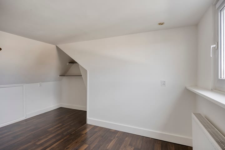 Photo 24 of Vossenstraat 8