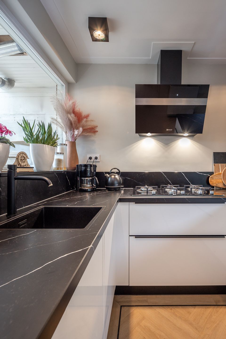 Foto 42 van Pastoor Suidgeeststraat 10