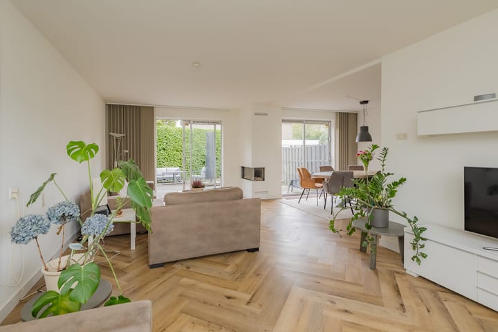 Photo 27 of Langeweg 86