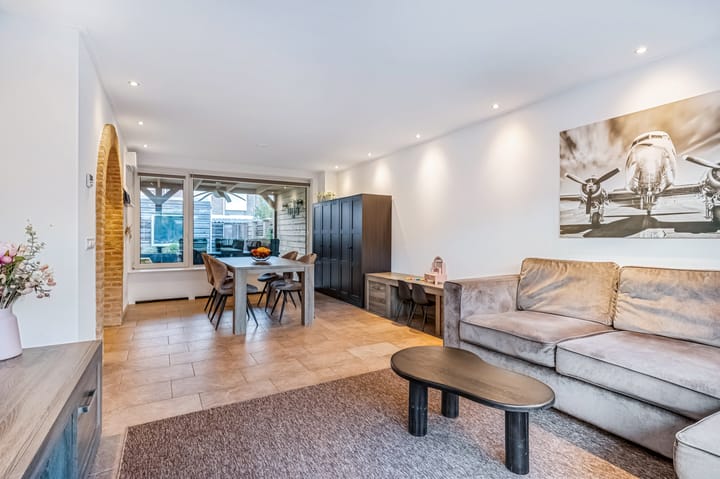 Foto 4 van Esdoornstraat 28