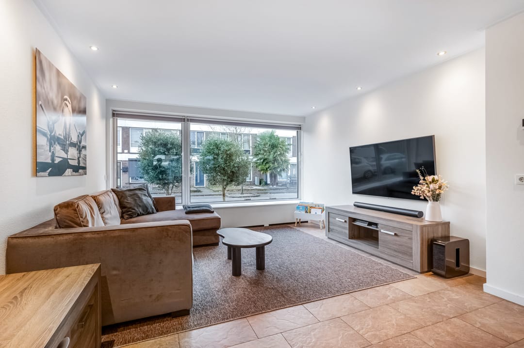 Foto 13 van Esdoornstraat 28