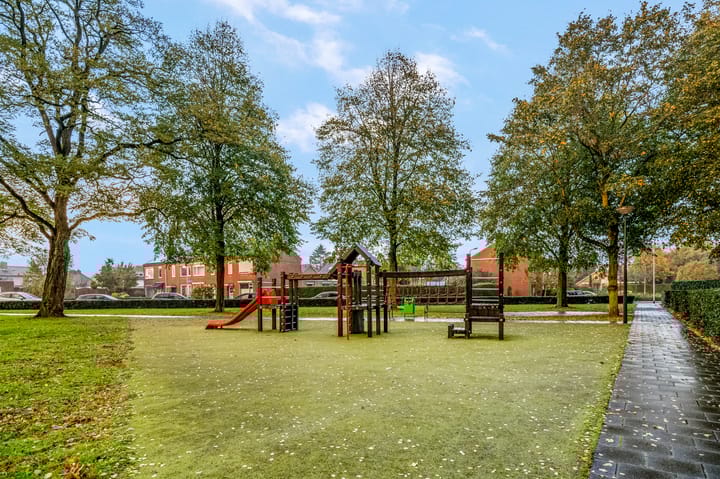 Foto 29 van Esdoornstraat 28