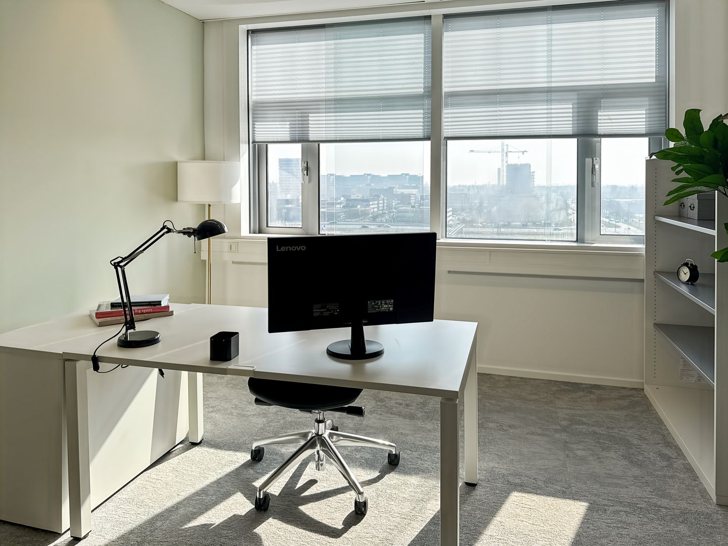 Bekijk foto 1 van Laarderhoogtweg 25