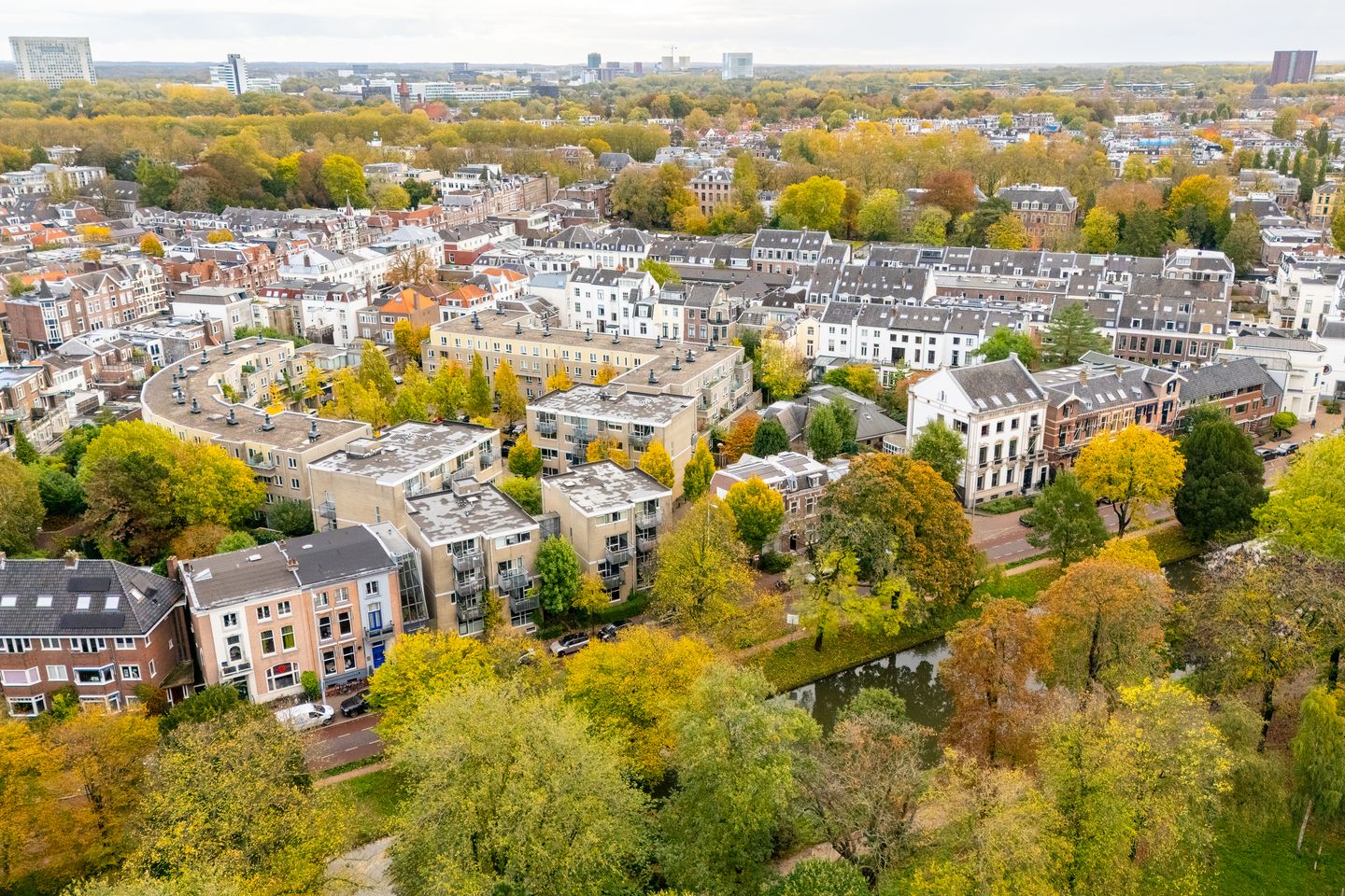 Foto 25 van Joke Smitplein 23