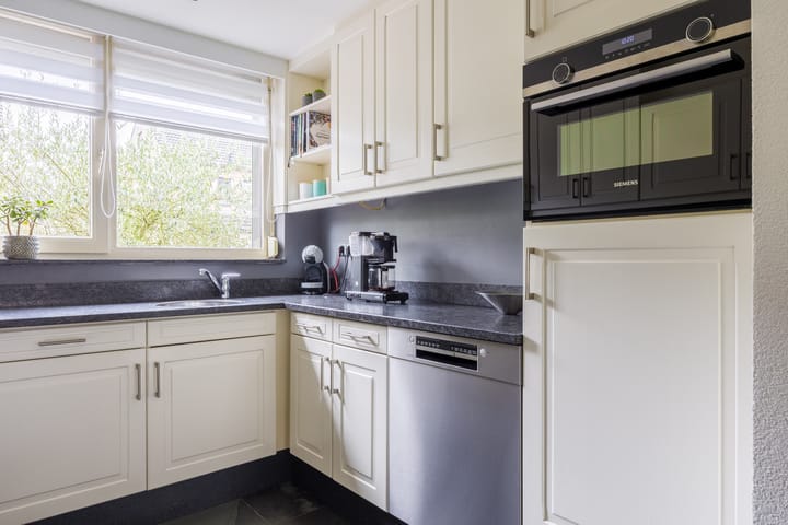 Photo 13 of Heinsbergstraat 9