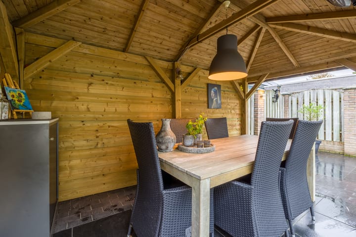 Photo 39 of Heinsbergstraat 9