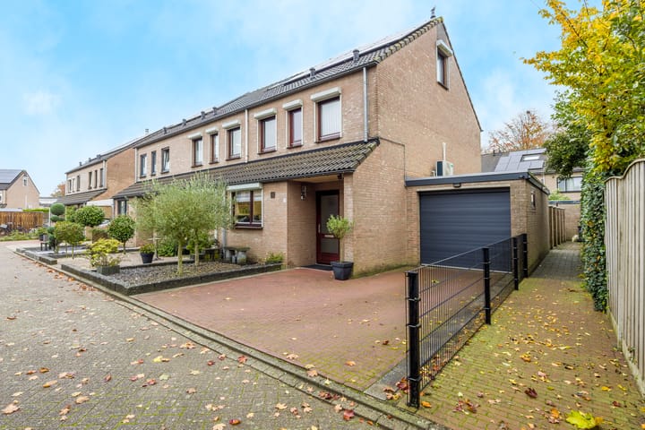 Photo 40 of Heinsbergstraat 9