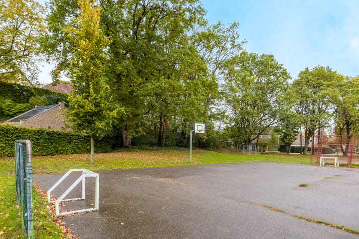 Photo 47 of Heinsbergstraat 9