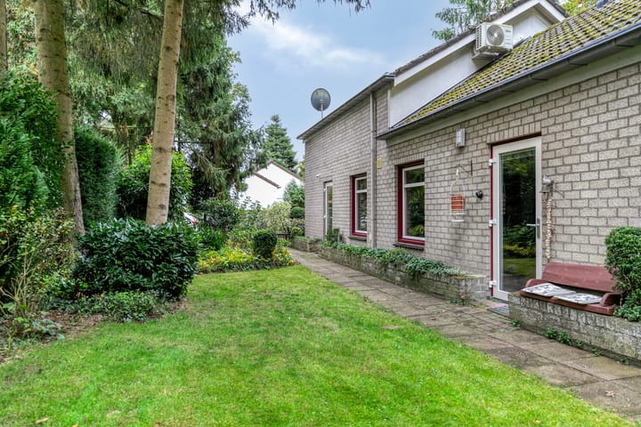 Foto 35 van Bargapark 12-A