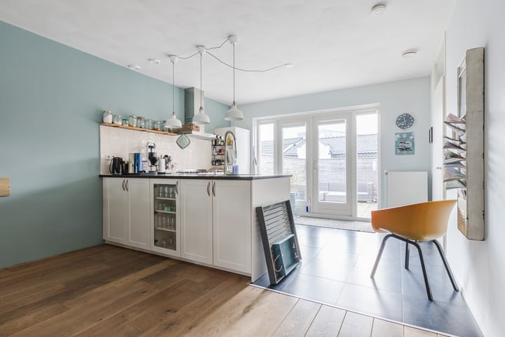 Photo 11 of Bakkerstraat 12