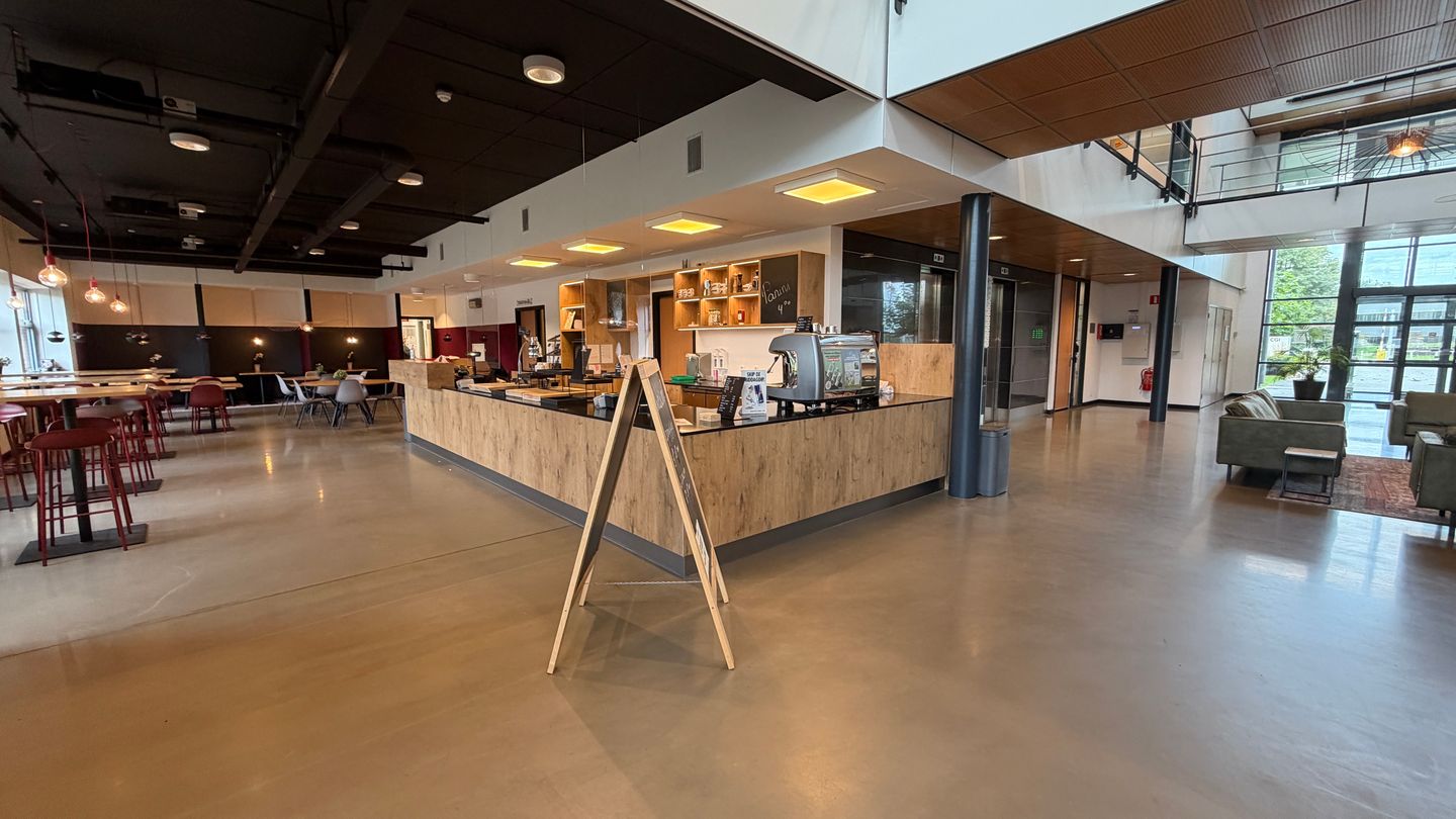 Bekijk foto 4 van Eemsgolaan 1-3