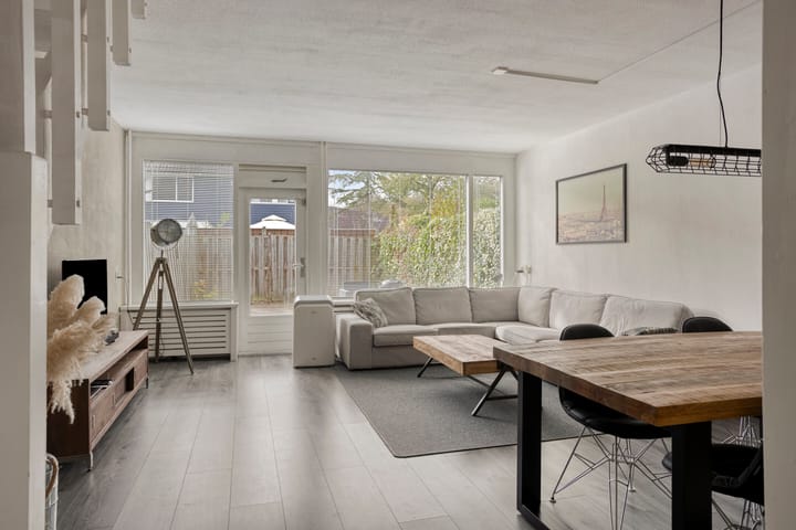 Photo 3 of De Moesmate 166