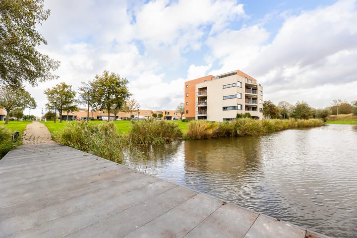 Photo 2 of Josine Reulinglaan 12