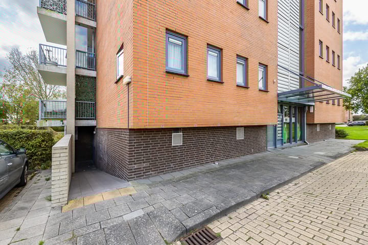 Photo 41 of Josine Reulinglaan 12