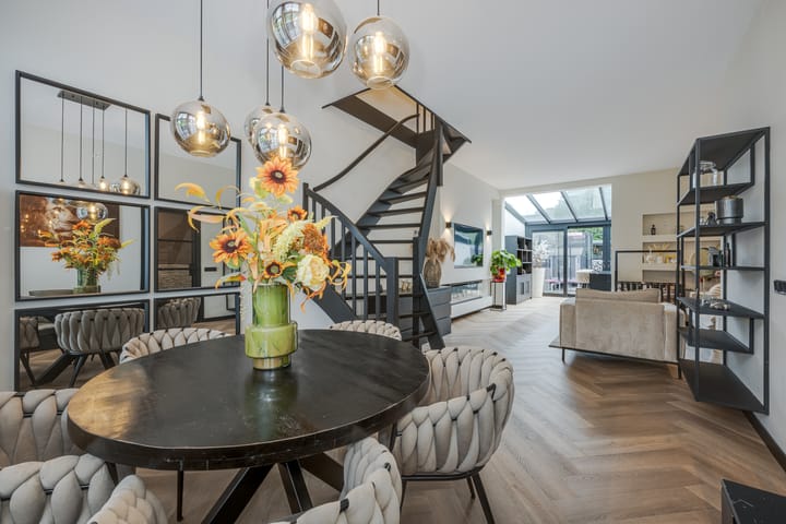 Photo 25 of Hofweg 23